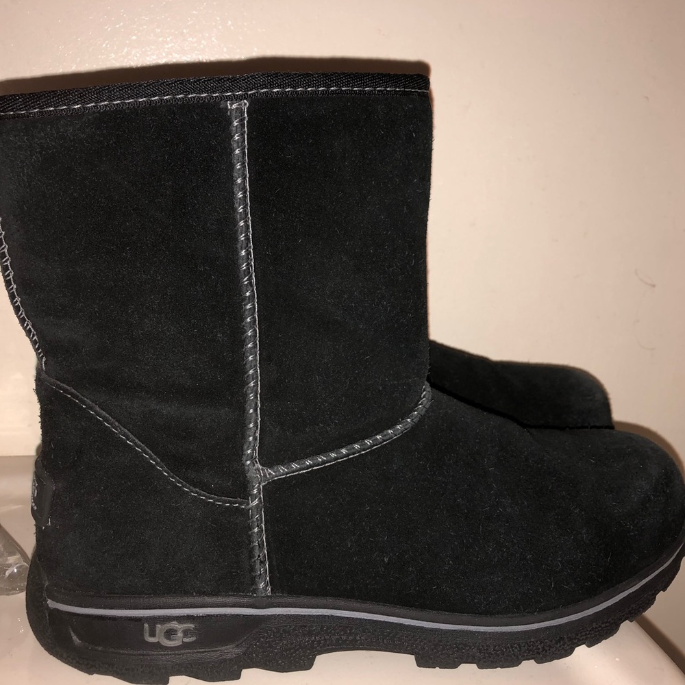 Black Waterproof/Snow Ugg’s
